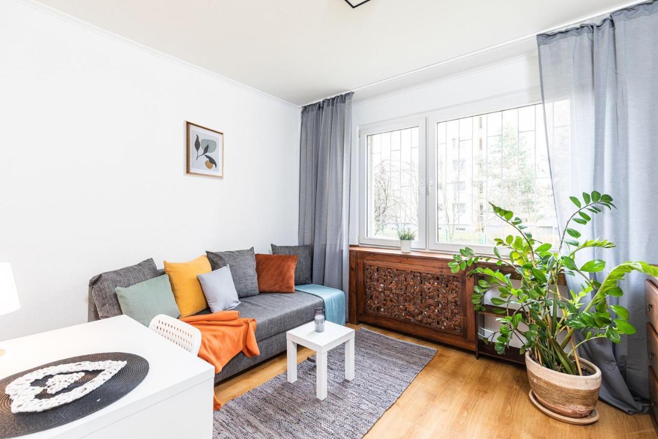 Room, Pirenejska 20 Cozy Rooms Warszawa Eksteriør bilde
